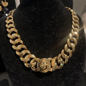 Marc Jacob’s Lock Closure Gold Link